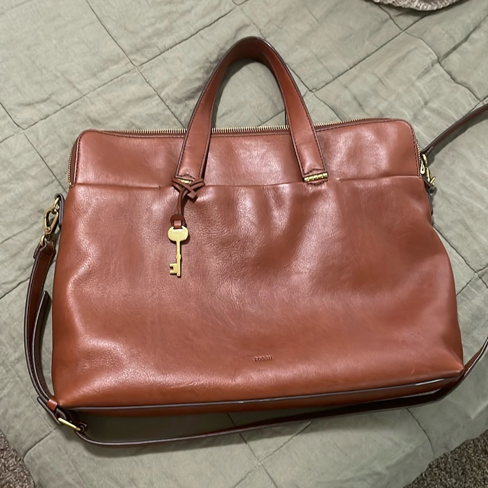 Fossil leather laptop bag 🔥🔥